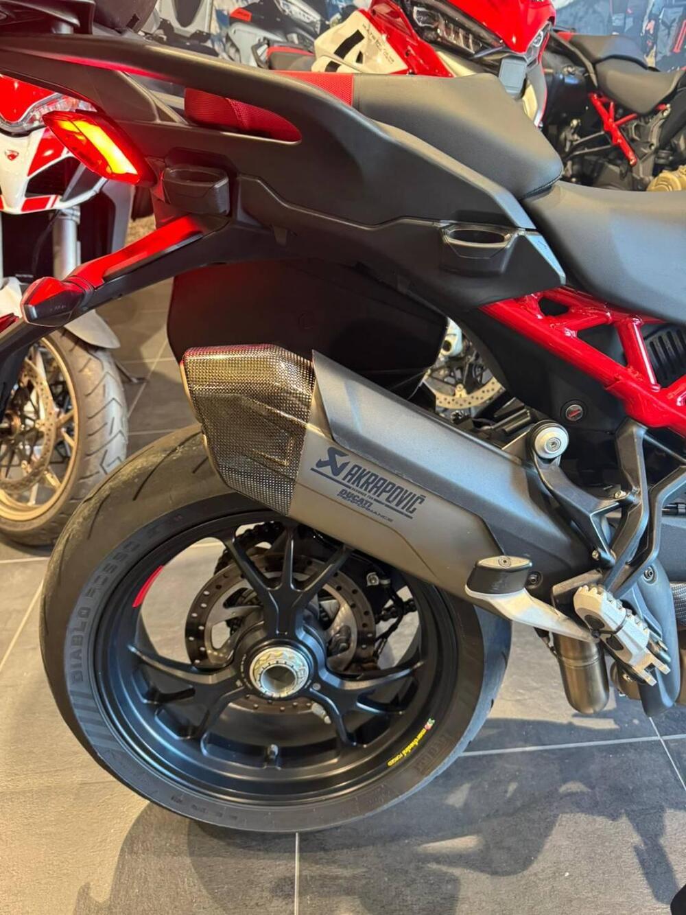 Ducati Multistrada V4 Pikes Peak (2021 - 24) (12)