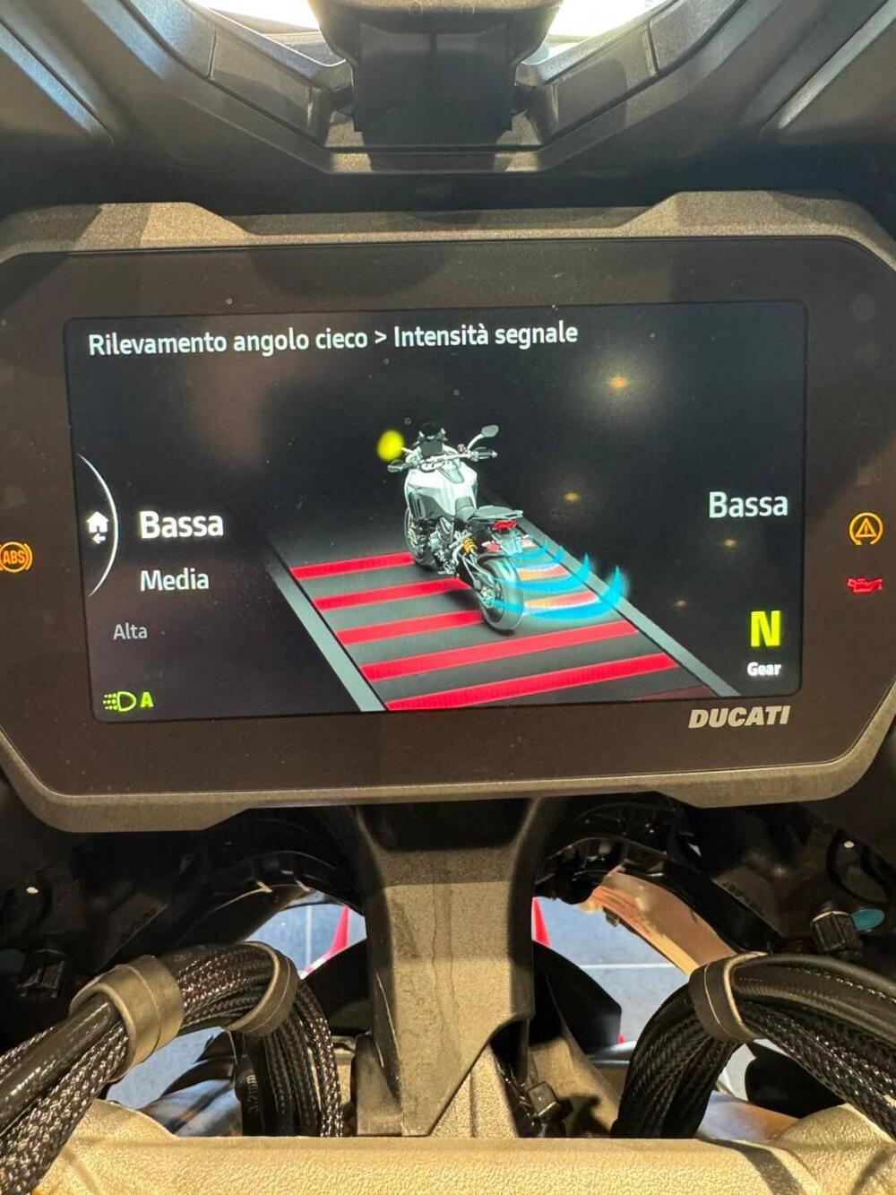 Ducati Multistrada V4 Pikes Peak (2021 - 24) (19)