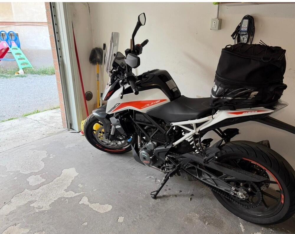 KTM 390 Duke (2021 - 23) (3)