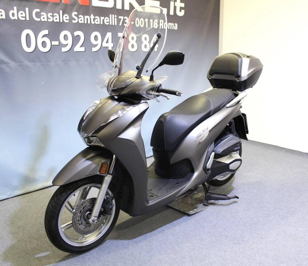 Honda SH 350 (2021 - 24) (14)