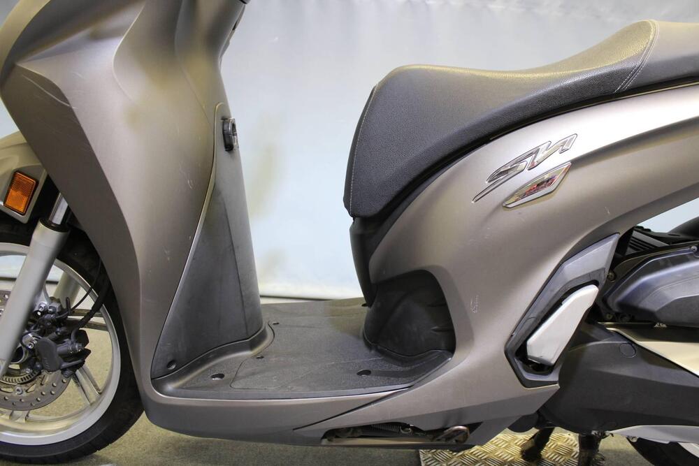 Honda SH 350 (2021 - 24) (18)