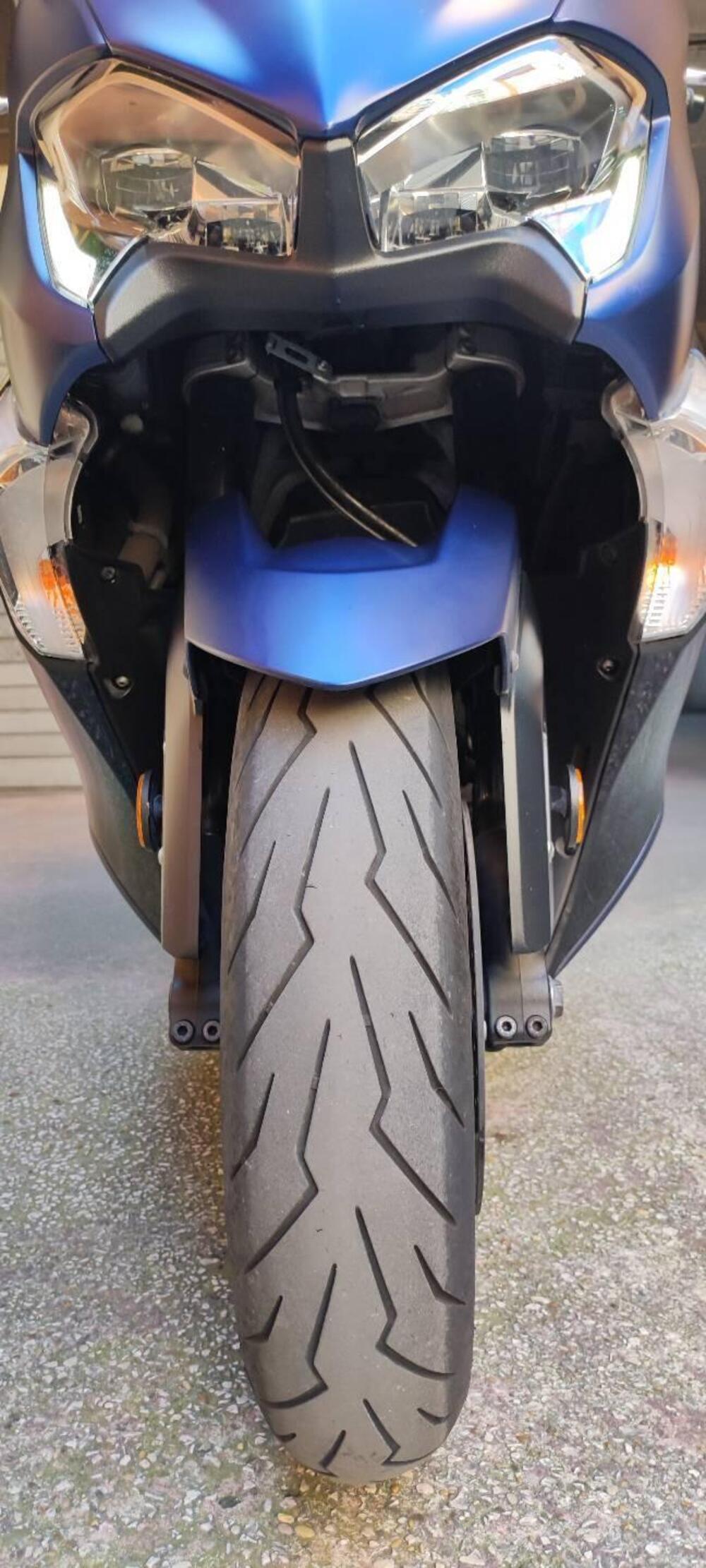 Yamaha T-Max 530 DX (2017 - 19) (4)