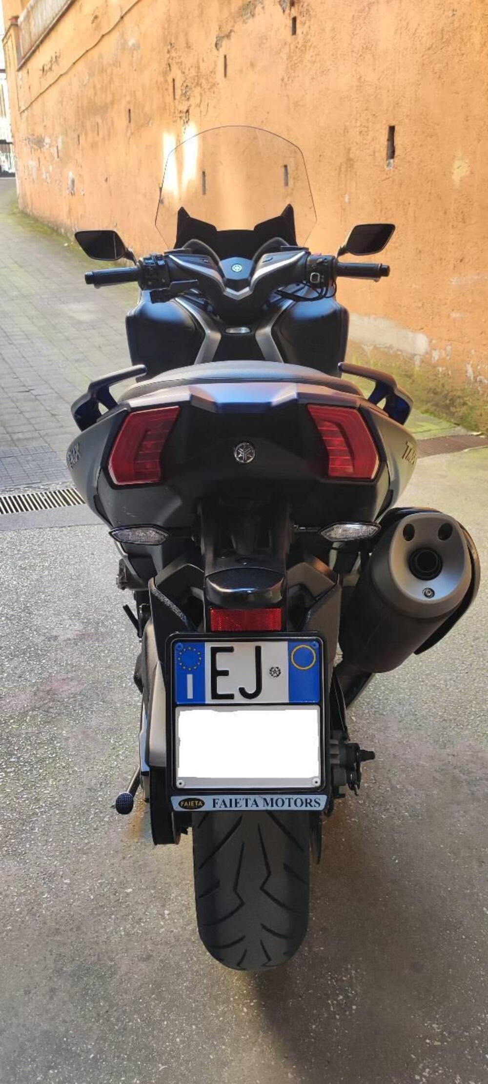 Yamaha T-Max 530 DX (2017 - 19) (6)