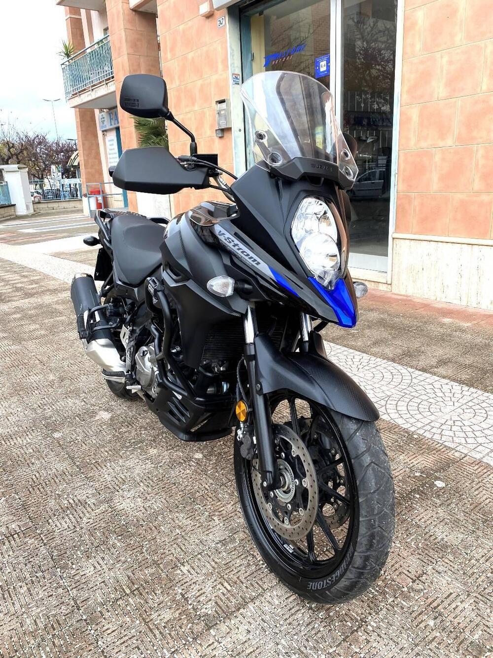 Suzuki V-Strom 650 (2021 - 25) (6)