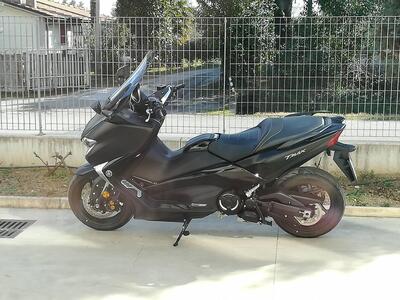 Yamaha T-Max 530 SX (2017 - 19) usata