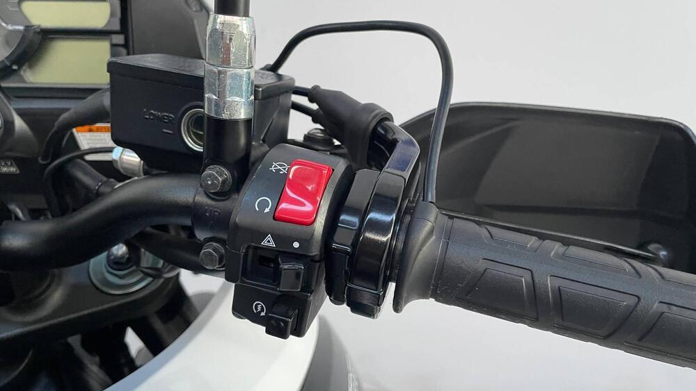 Suzuki V-Strom 1000 ABS (2014 - 17) (15)