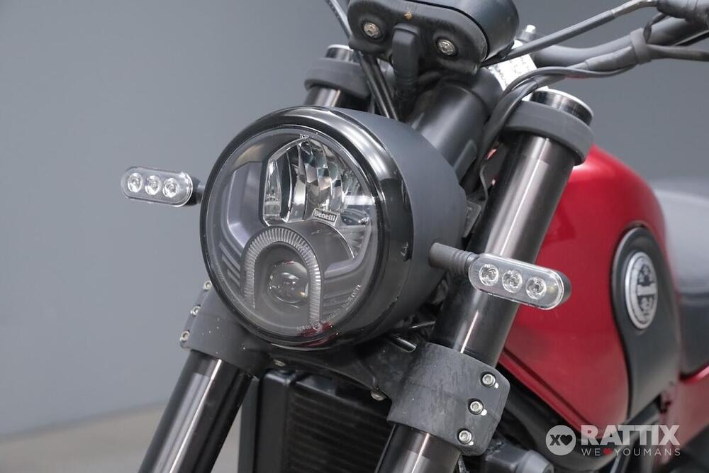 Benelli Leoncino 500 ABS (2017 - 20) (6)