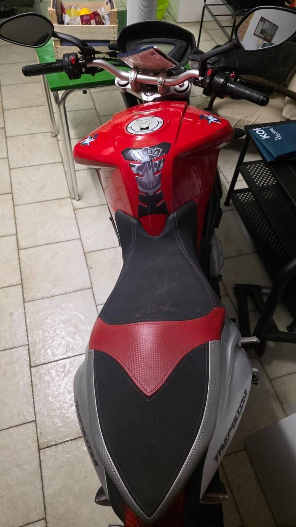 MV Agusta Brutale 675 EAS ABS (2011 - 16) (2)