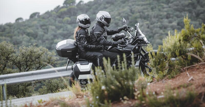 SHAD lancia l'SH51: il top case da 51 litri per viaggi senza compromessi