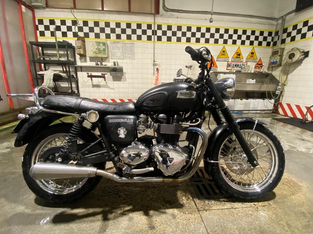 Triumph Bonneville T100 (2008 - 16) (2)