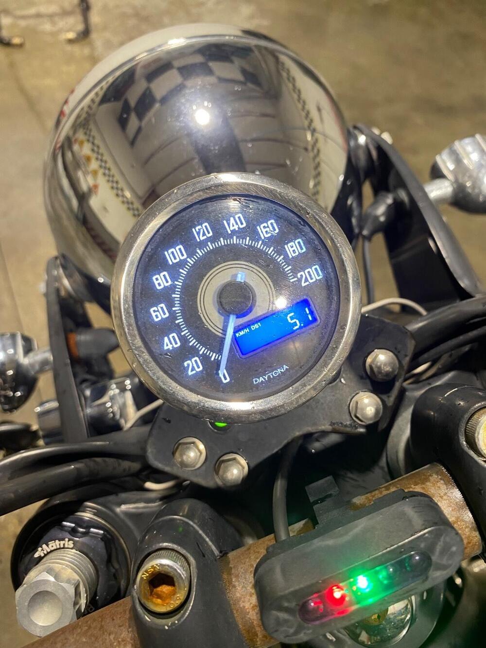 Triumph Bonneville T100 (2008 - 16) (5)