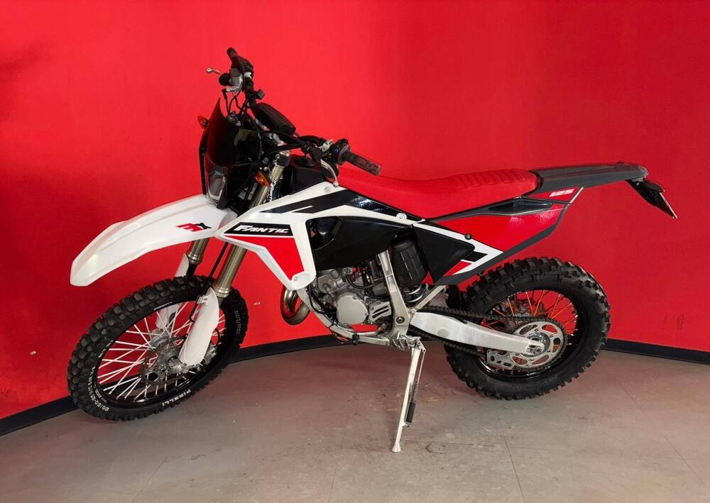 Fantic Motor XE 125 Enduro (2022) (3)