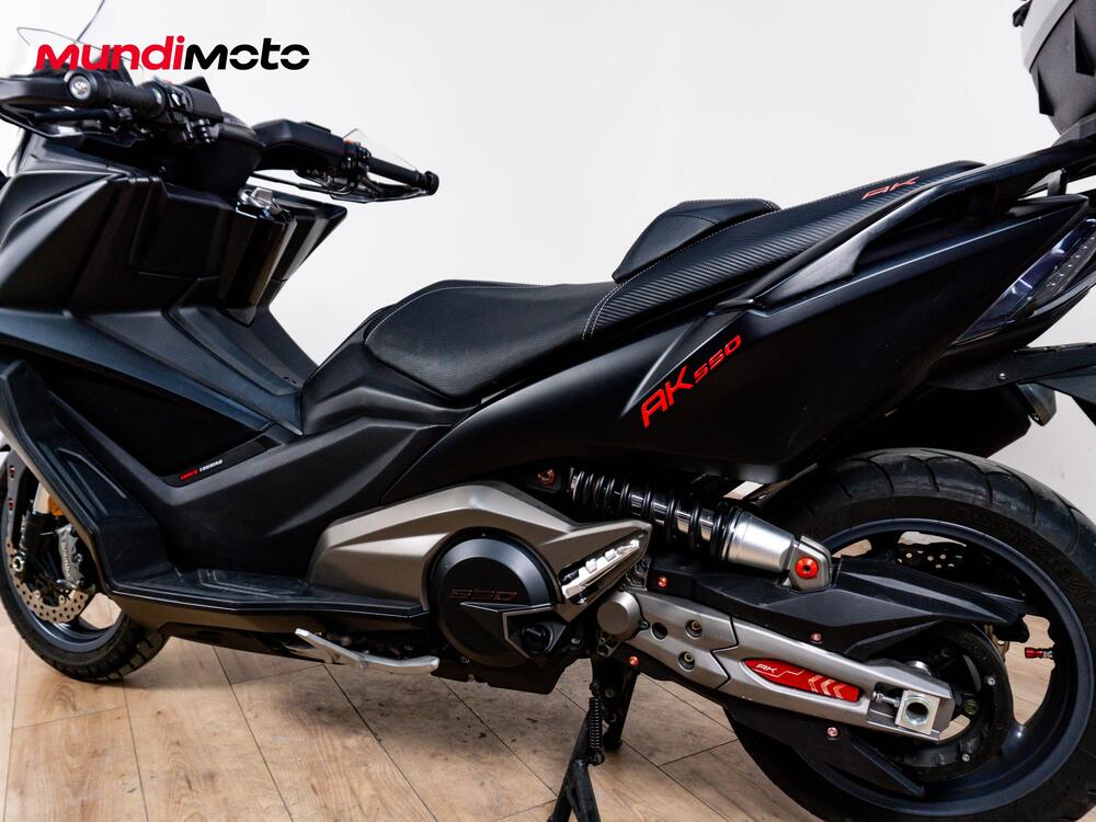 Kymco AK 550 ETS (2021 - 26) (10)