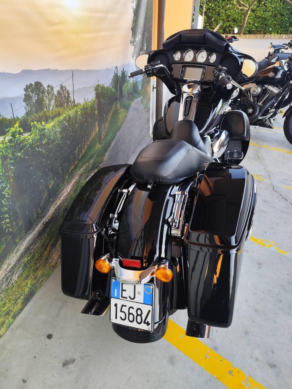 Harley-Davidson 107 Street Glide (2017 - 19) - FLHX (7)