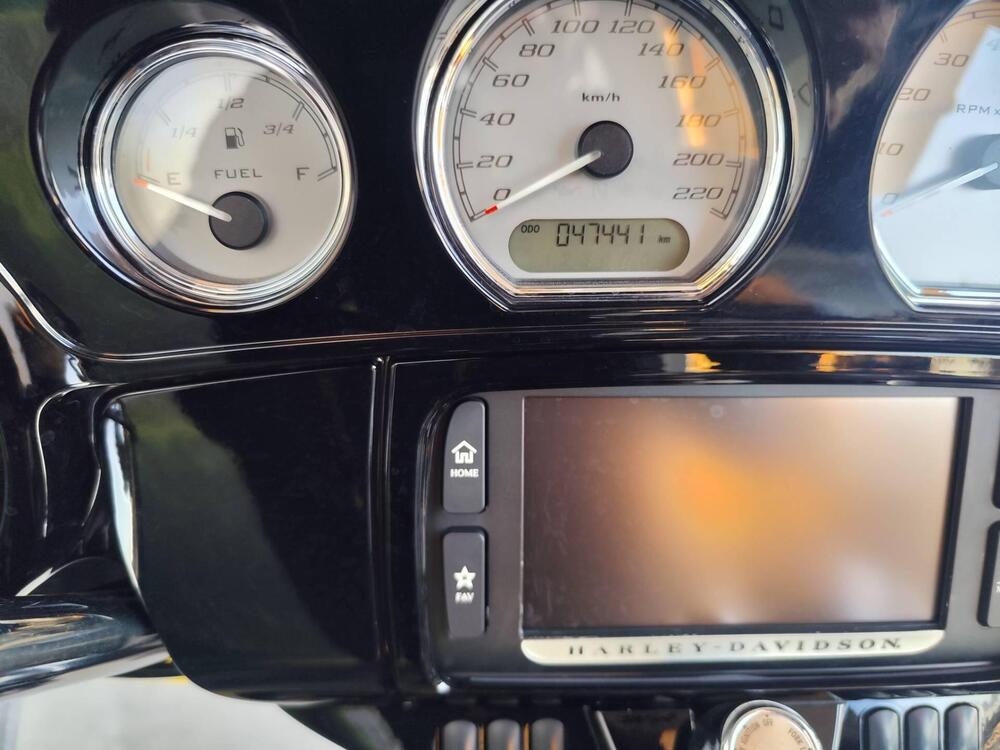 Harley-Davidson 107 Street Glide (2017 - 19) - FLHX (11)