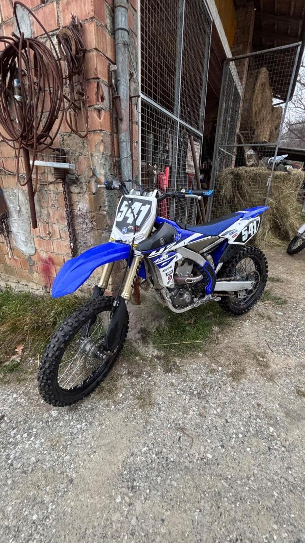 Yamaha YZ 450 F (2016) (2)