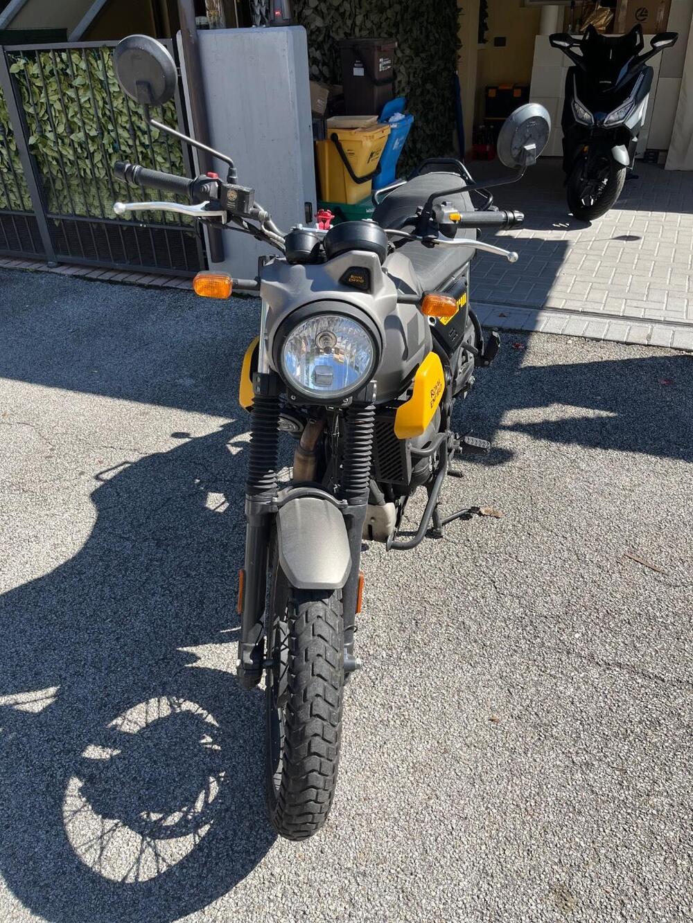 Royal Enfield Scram 411 (2022 - 24) (2)