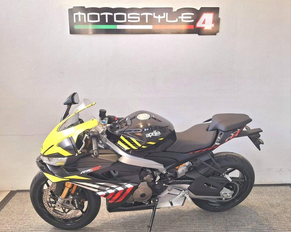Aprilia RS 660 Factory (2025 - 26) (2)