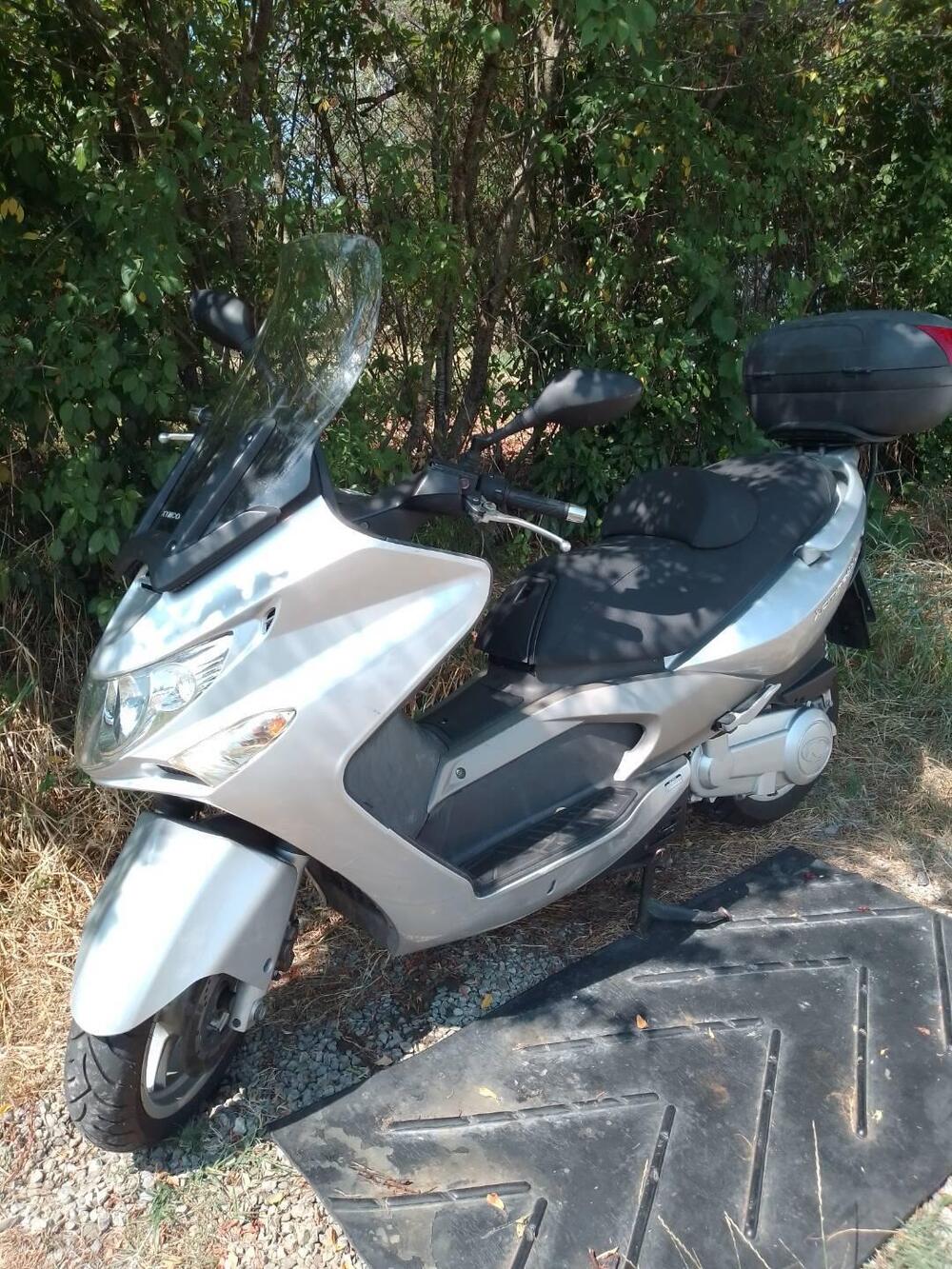 Kymco Xciting 250 (2005 - 06) (4)