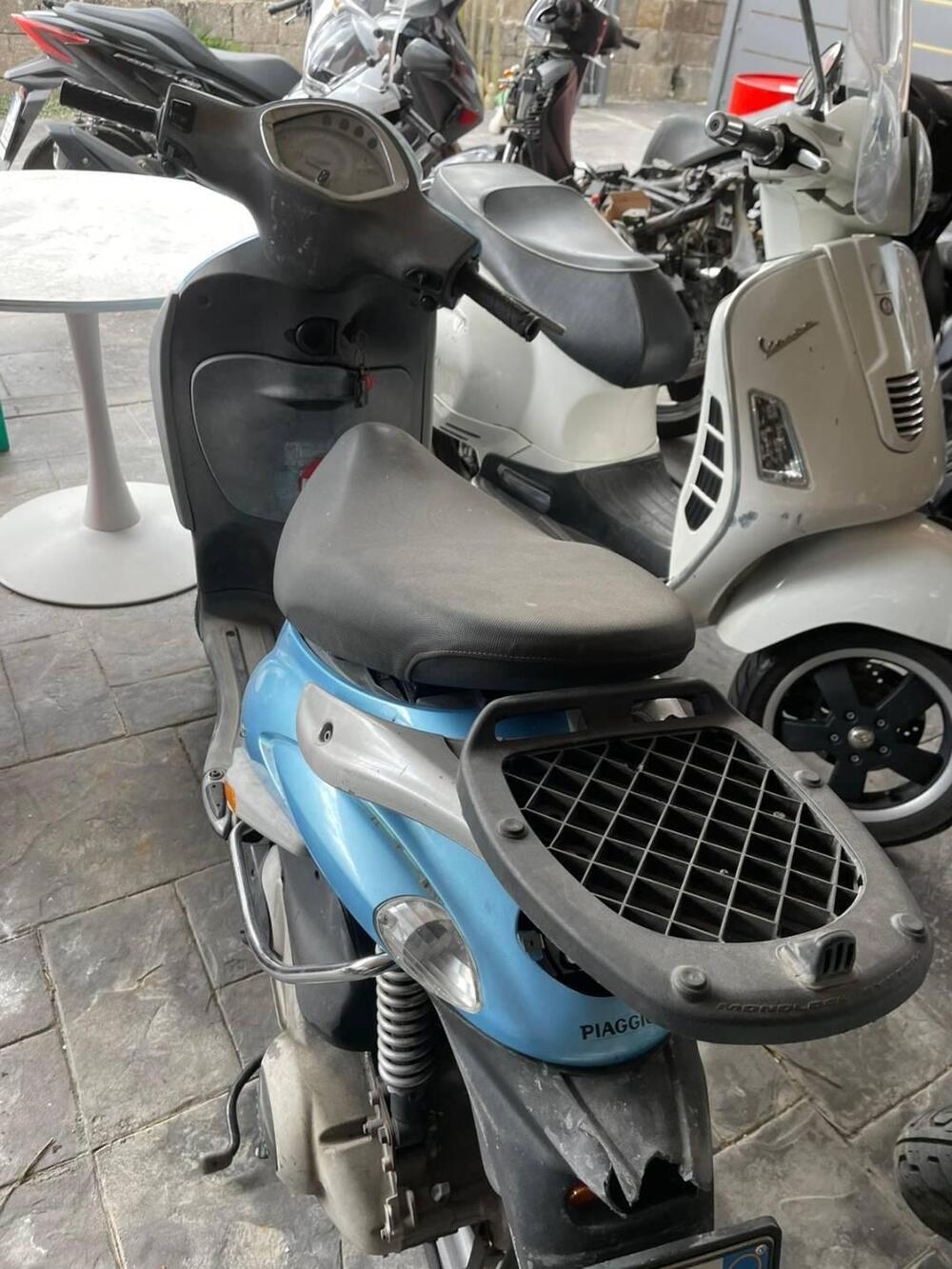 Piaggio Liberty 200 4T  (2)