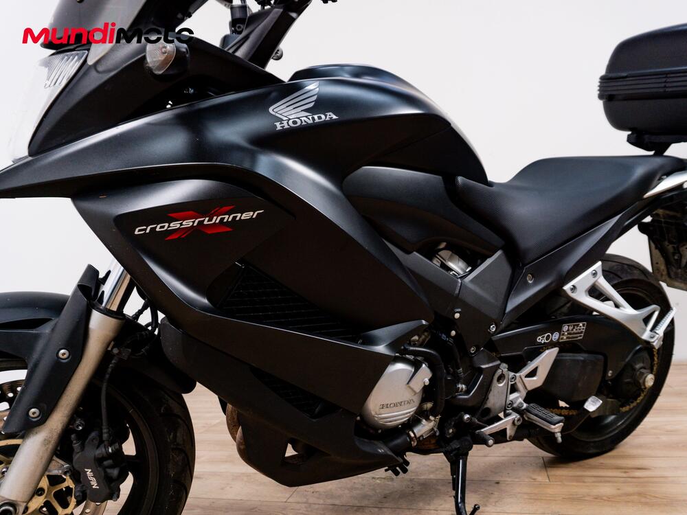 Honda VFR 800 (2002 - 05) (9)