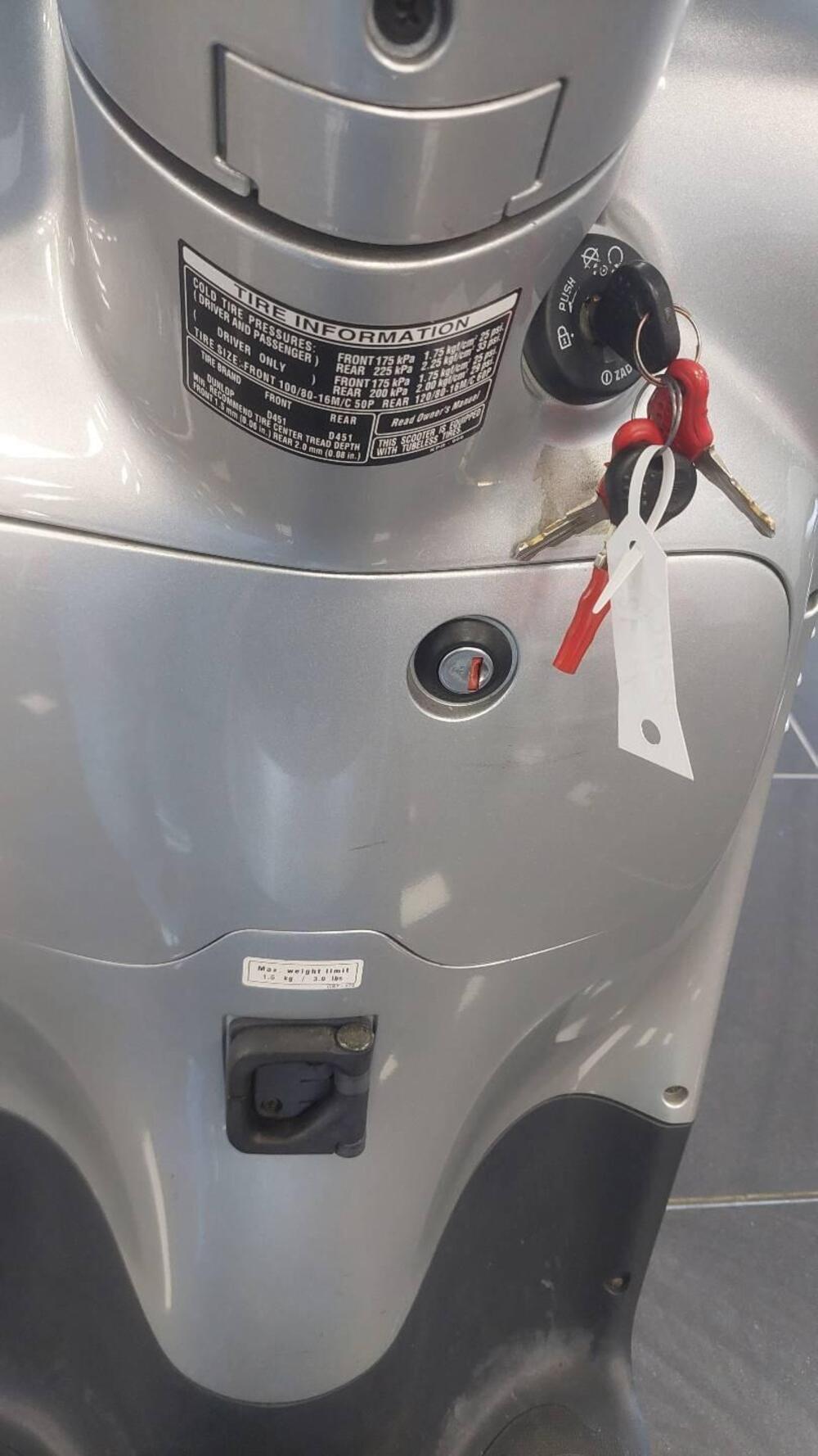 Honda SH 150 (2000 - 06) (12)