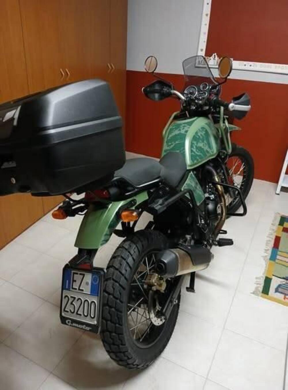 Royal Enfield Himalayan 411 (2021 - 24) (4)