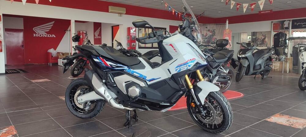 Honda X-ADV 750 Special Edition (2026) (2)