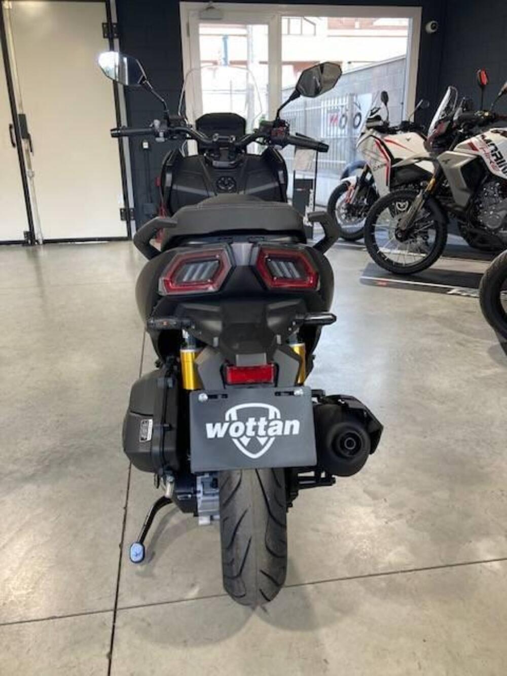 Wottan Motor GT2 300 (2025 - 26) (3)