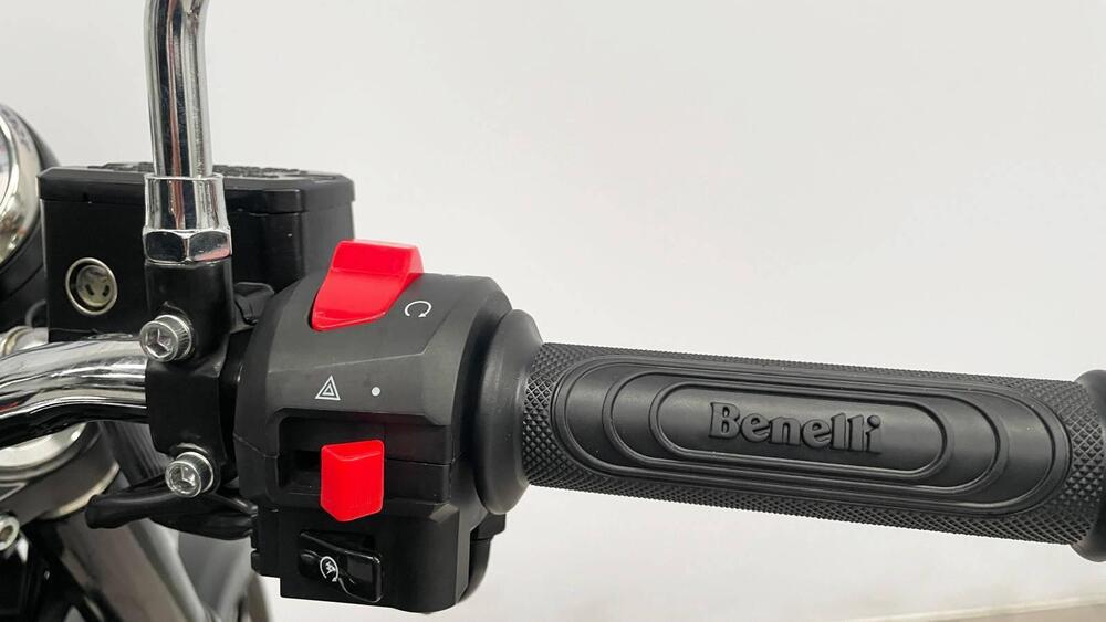 Benelli Imperiale 400 (2021 - 25) (15)