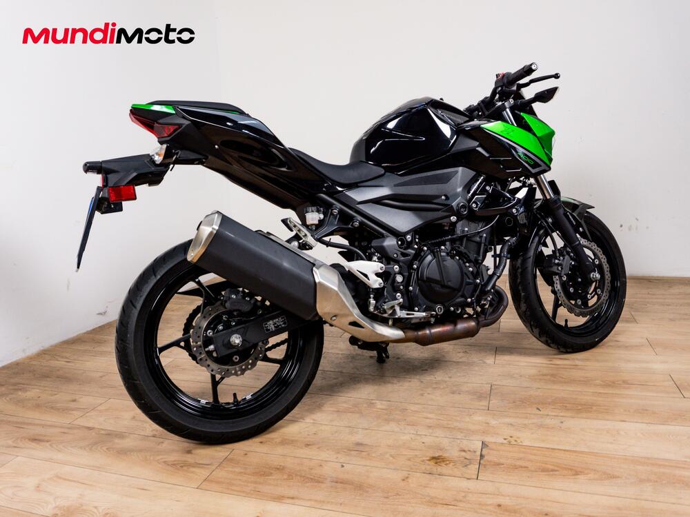 Kawasaki Z 400 (2023) (3)