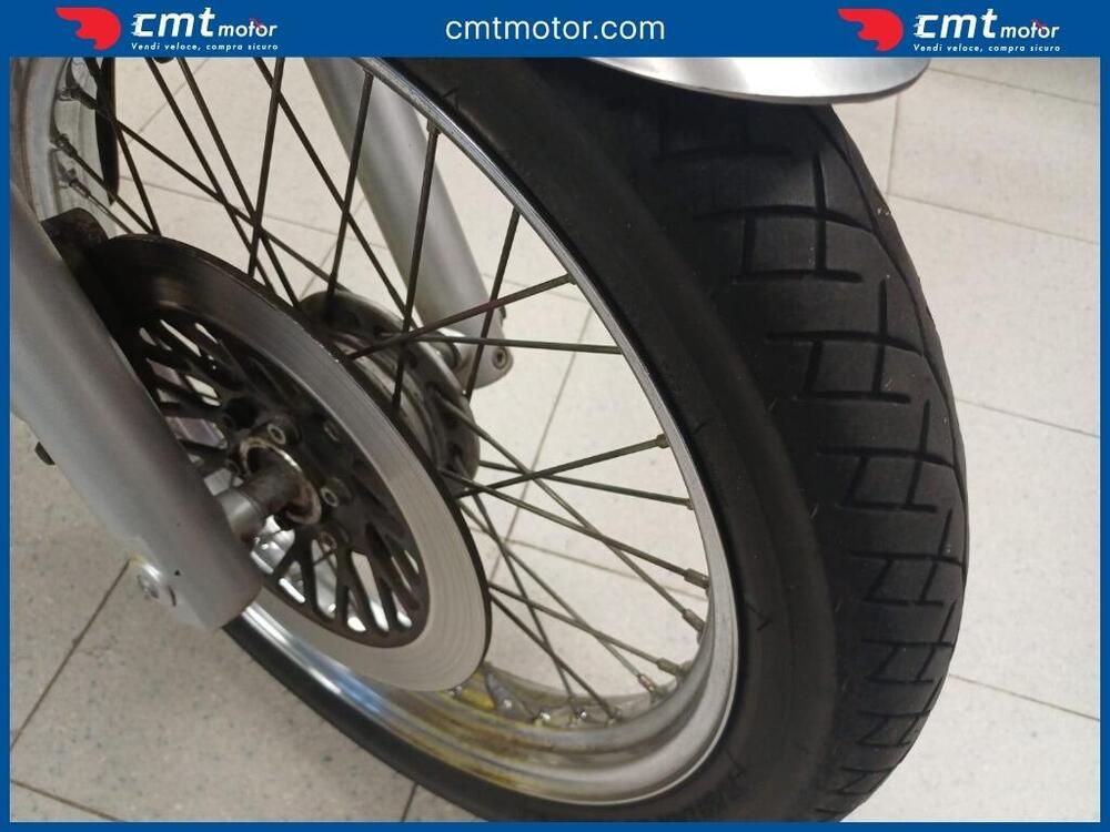 Suzuki VL 250 Intruder (9)