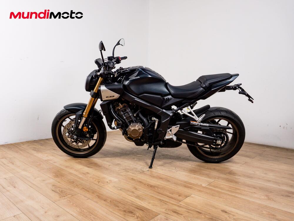 Honda CB 650 R E-Clutch (2024 - 26) (7)