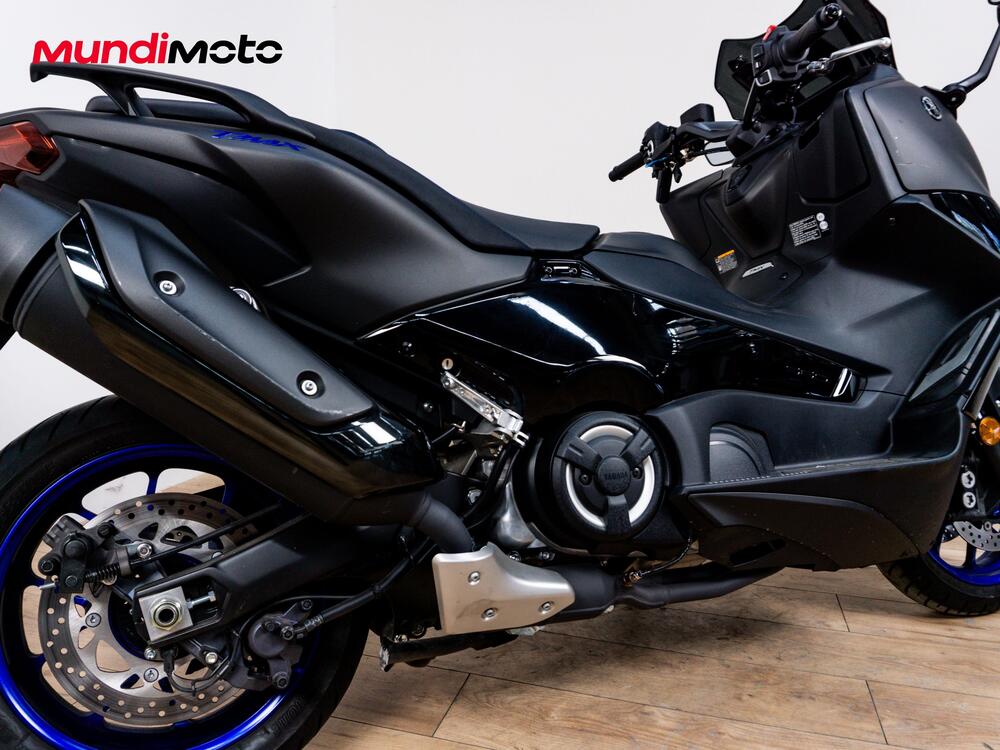 Yamaha T-Max 560 Tech Max (2025 - 26) (4)