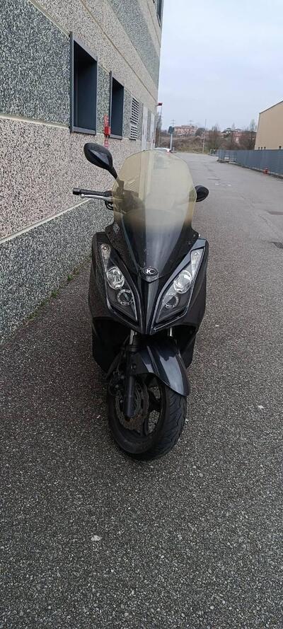 Kymco Downtown 300i (2009 - 17) usata