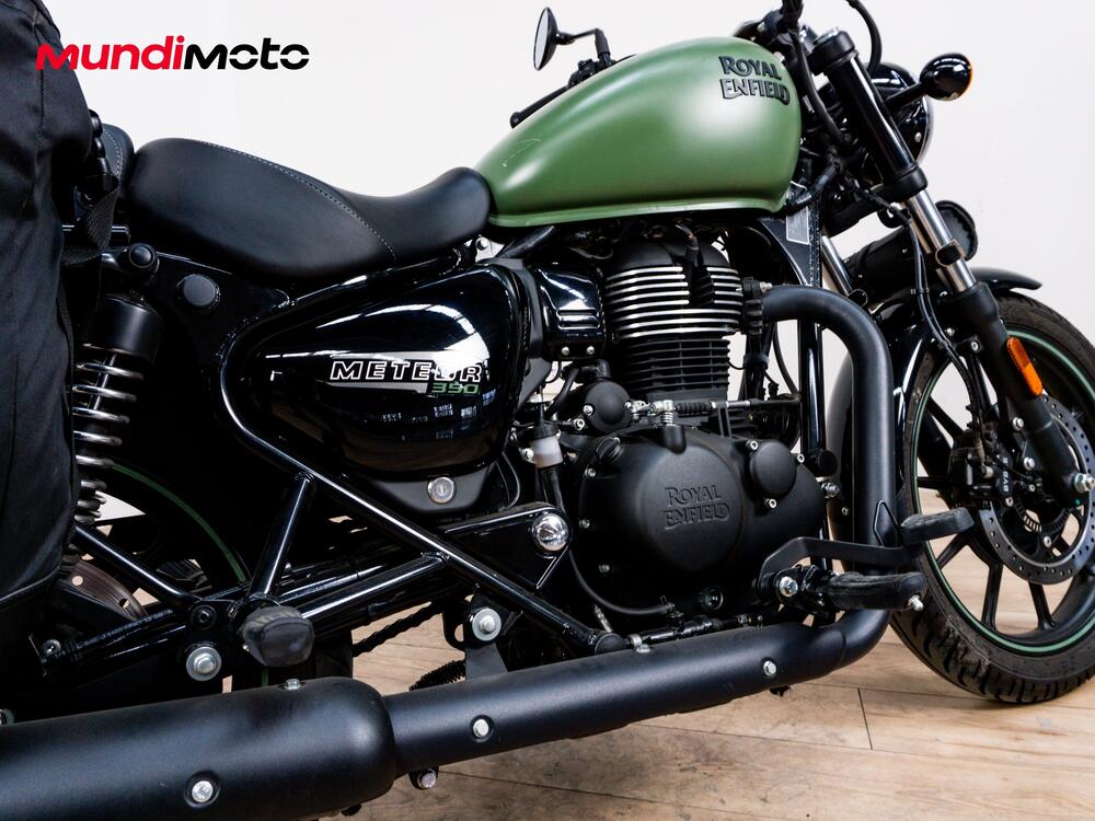Royal Enfield Meteor 350 (2021 - 26) (4)