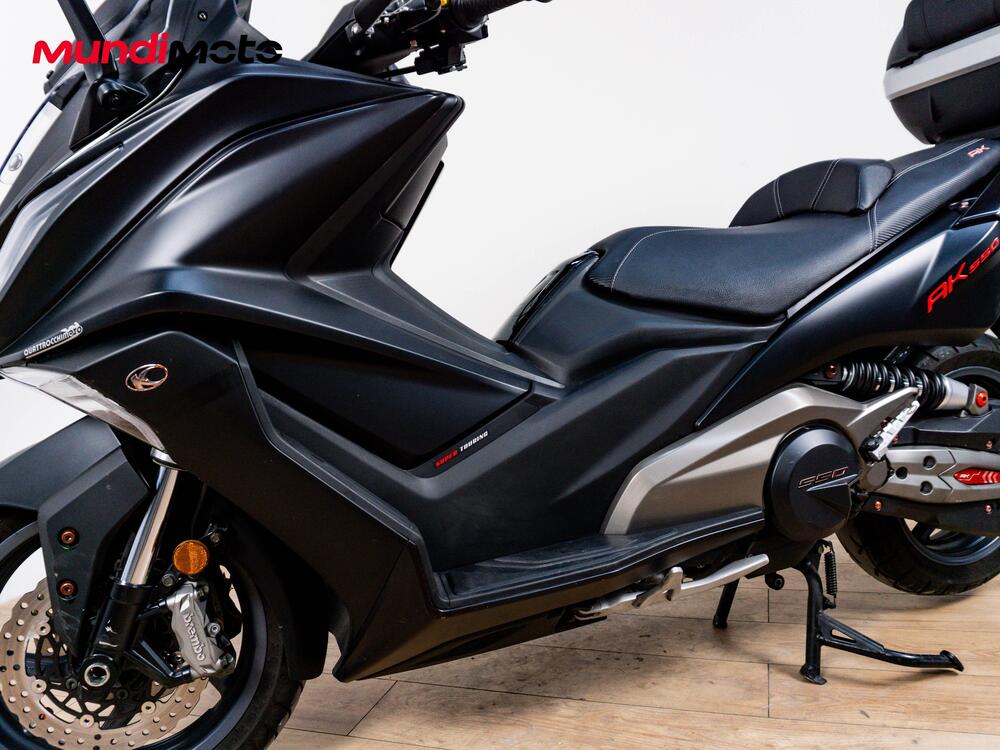 Kymco AK 550 ETS (2021 - 26) (9)