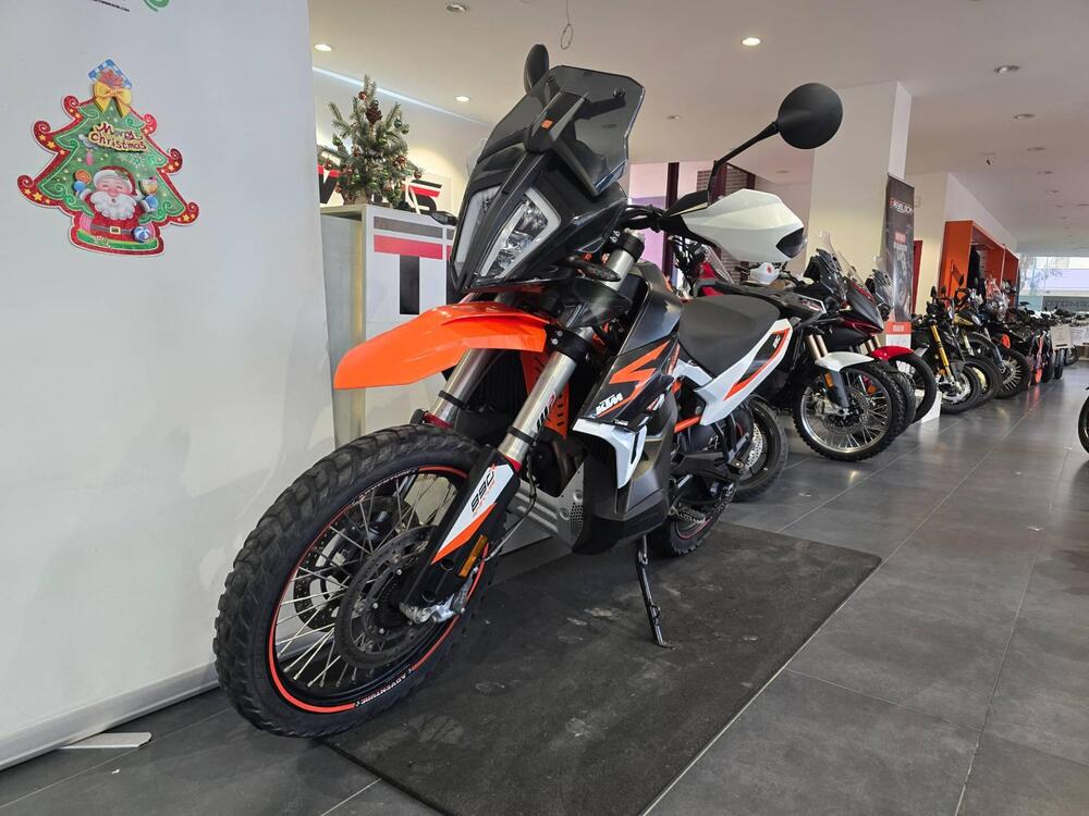 KTM 890 Adventure R (2023 - 24) (4)