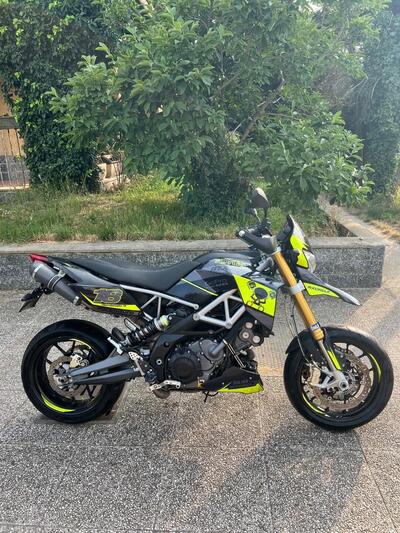 Aprilia Dorsoduro 750 ABS (2009 - 17) usata