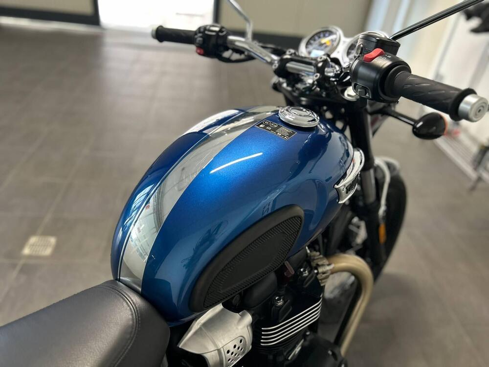 Triumph Bonneville T100 (2021 - 25) (8)