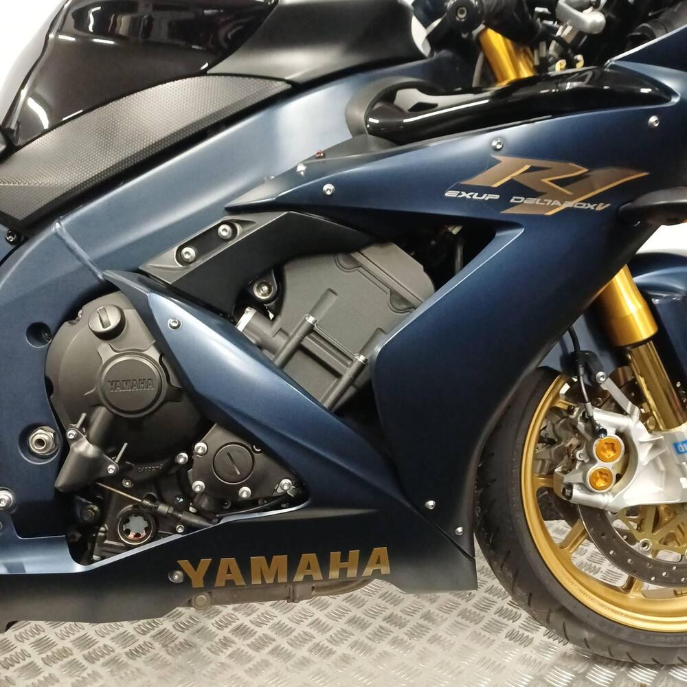 Yamaha YZF R1 SP1 (2006) (8)