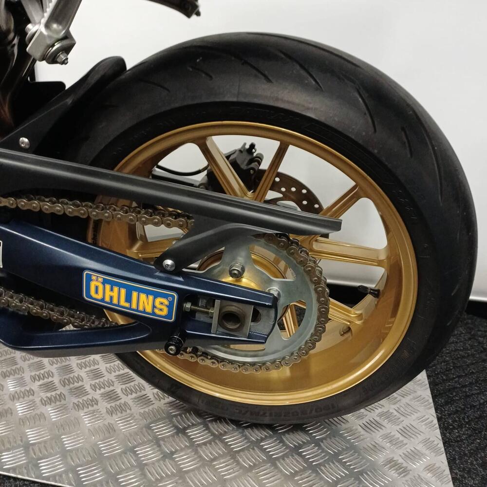 Yamaha YZF R1 SP1 (2006) (12)