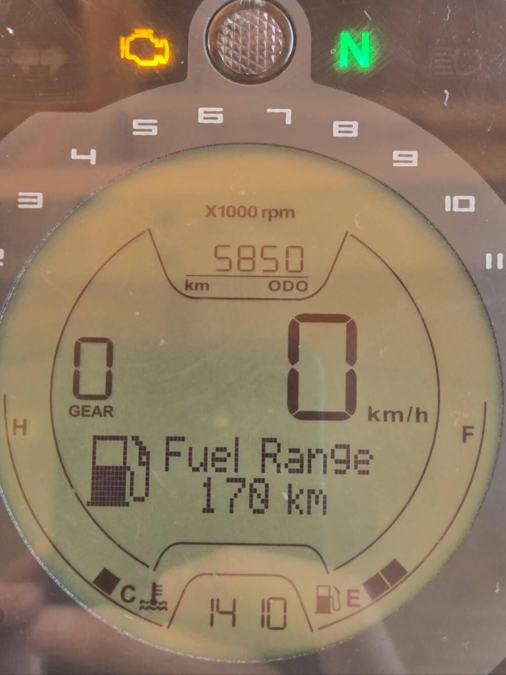 Husqvarna Svartpilen 401 (2021 - 23) (5)