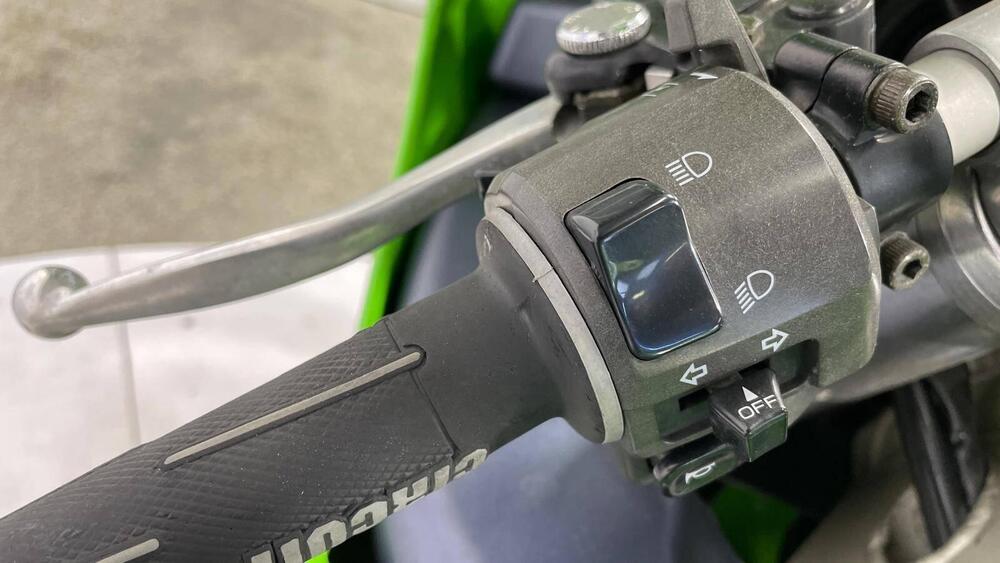 Kawasaki Ninja 600 ZX-6R (1998 - 99) (7)