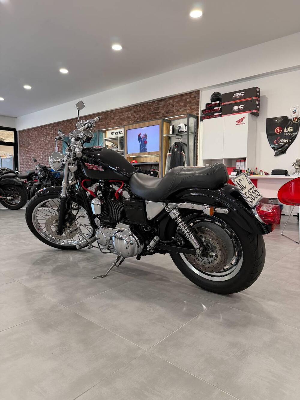 Harley-Davidson 1200 Custom (1995 - 00) - XL 1200C (4)