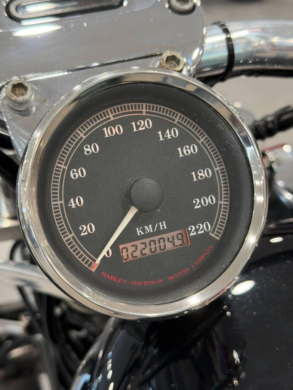 Harley-Davidson 1200 Custom (1995 - 00) - XL 1200C (16)