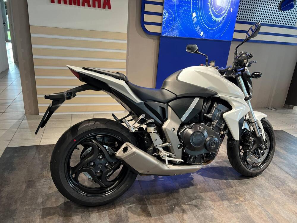 Honda CB 1000 R (2008 - 10) (2)