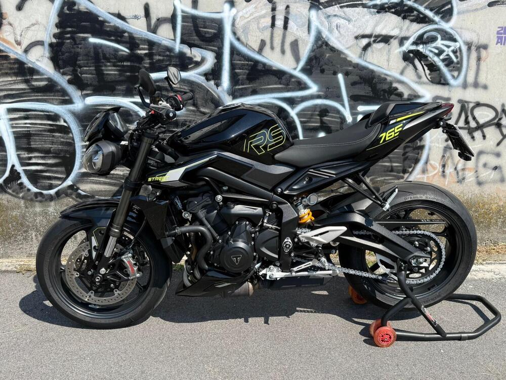 Triumph Street Triple 765 RS (2023 - 26) (2)