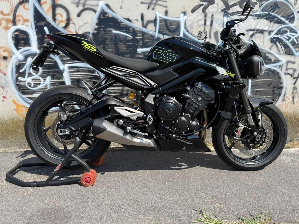 Triumph Street Triple 765 RS (2023 - 26) (7)