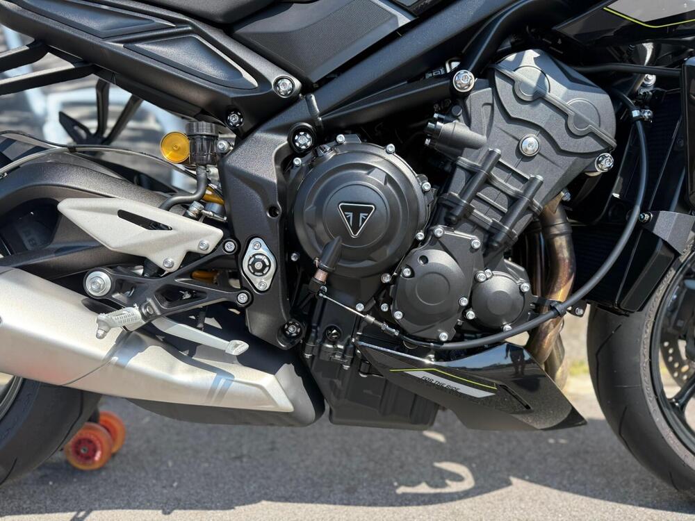 Triumph Street Triple 765 RS (2023 - 26) (9)